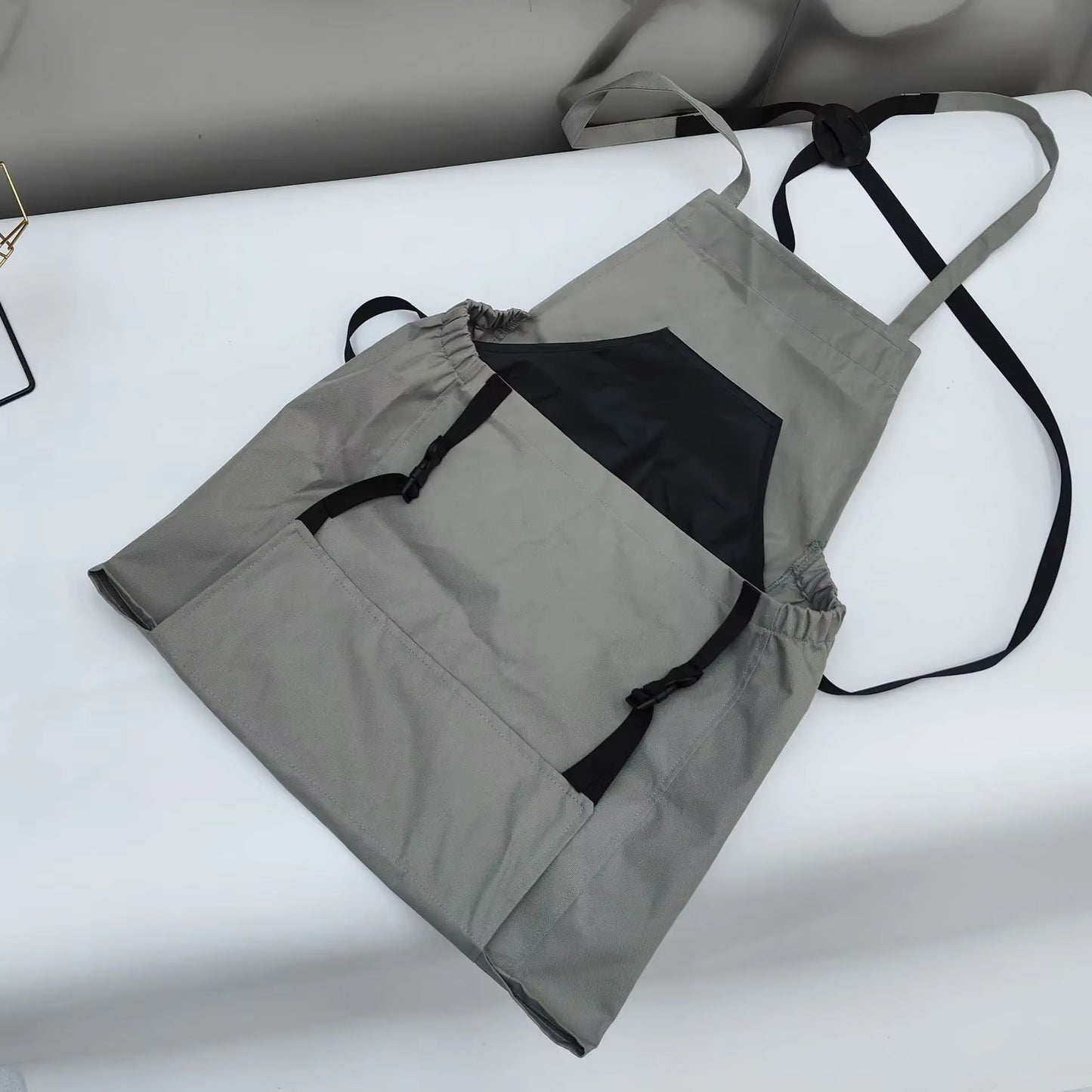 HarvestMate Outdoor Apron – Large Pocket Gardening Apron Backpack for Efficient Harvesting & Tool Storage